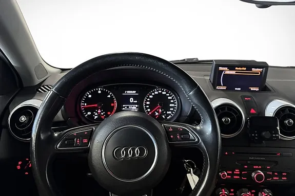 Audi A1 2012 photo 3