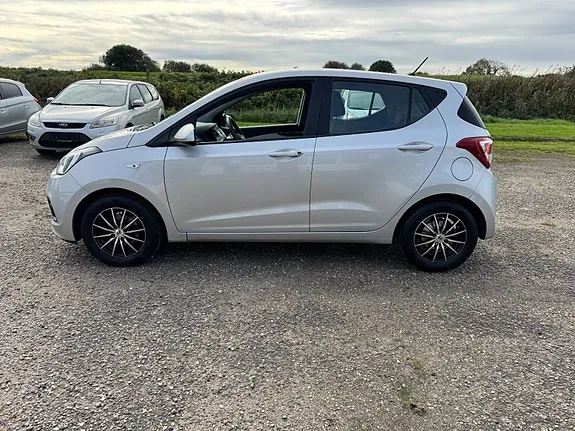 Hyundai I10 2014 photo 2