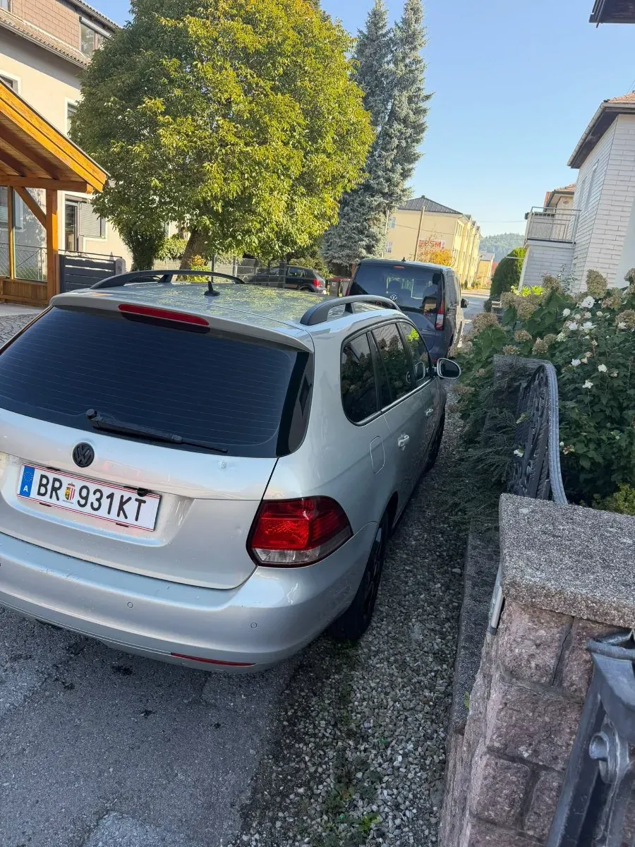 Volkswagen Golf 2009 photo 3