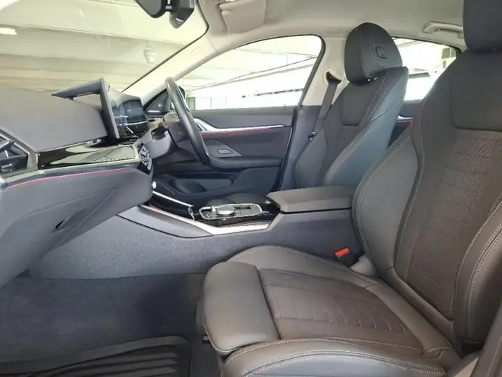 BMW I4 2024 photo 5