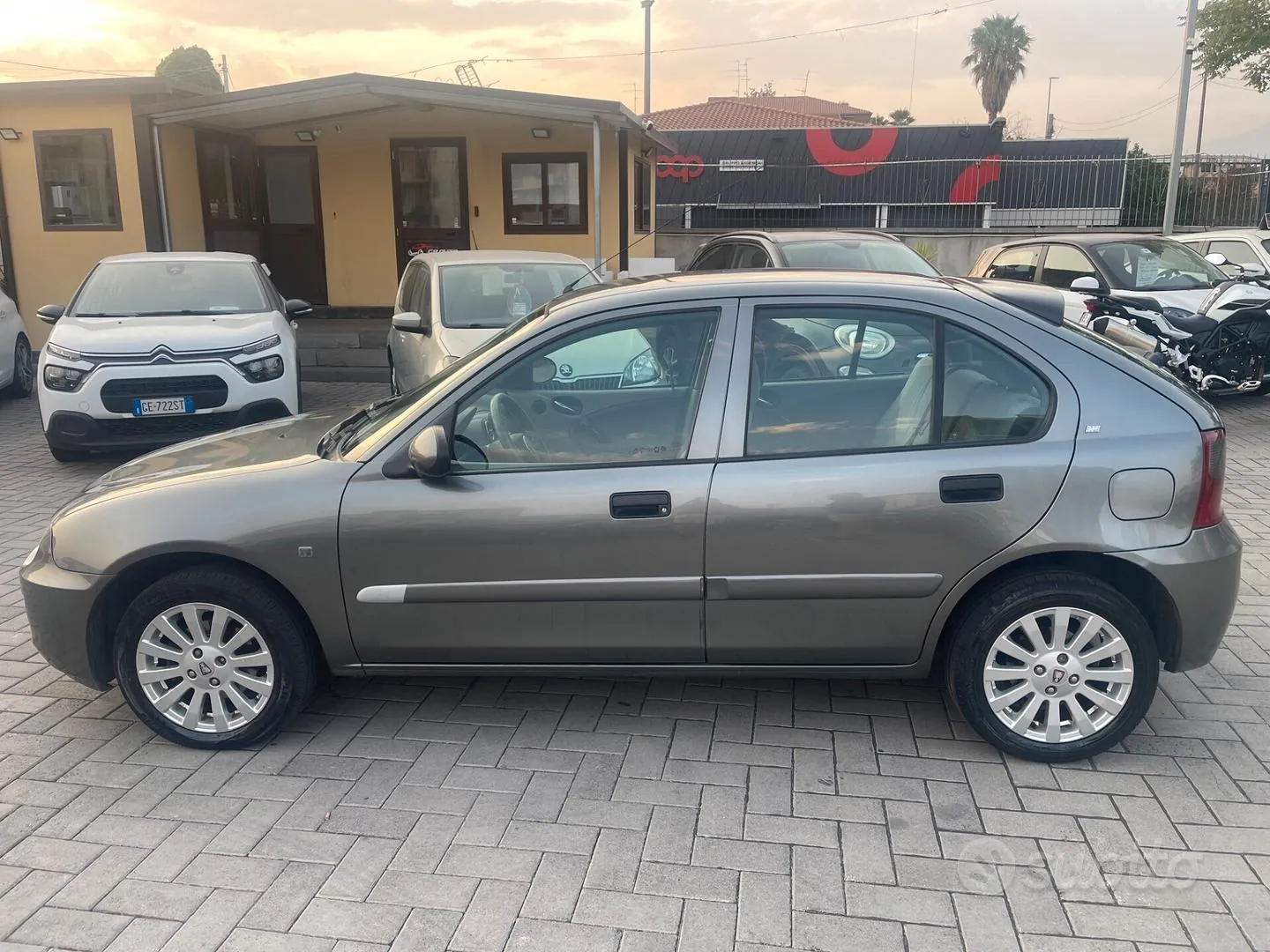 Rover 25 2005 photo 3