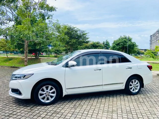 Toyota Premio 2019 photo 4
