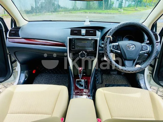 Toyota Premio 2019 photo 5