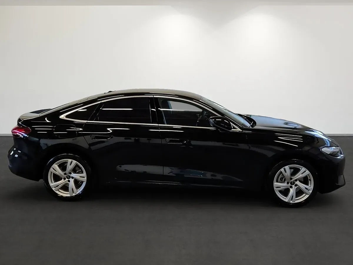 Audi A5 2025 photo 3