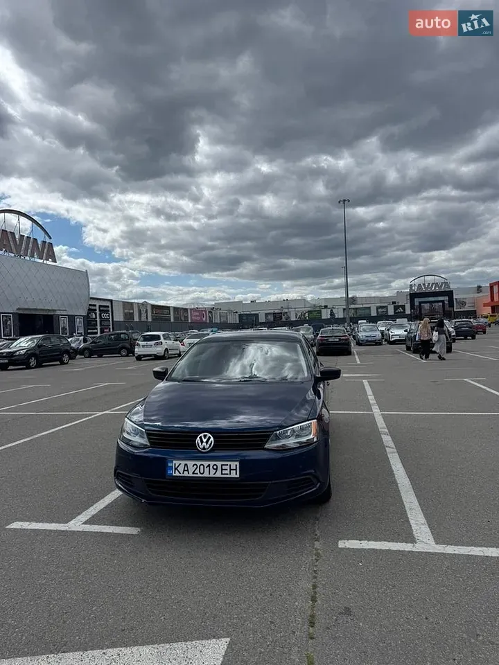 Volkswagen Jetta 2014 photo 2