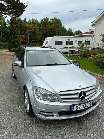 Mercedes-Benz C250 2010 photo 2