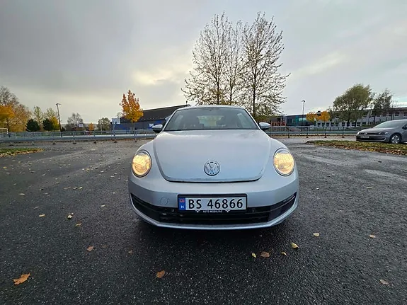 Volkswagen Beetle 2012 photo 3