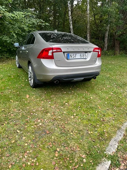 Volvo S60 2011 photo 4