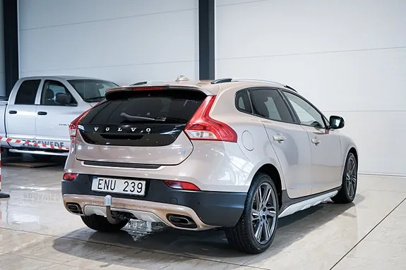 Volvo V40 Cross Country 2013 photo 5