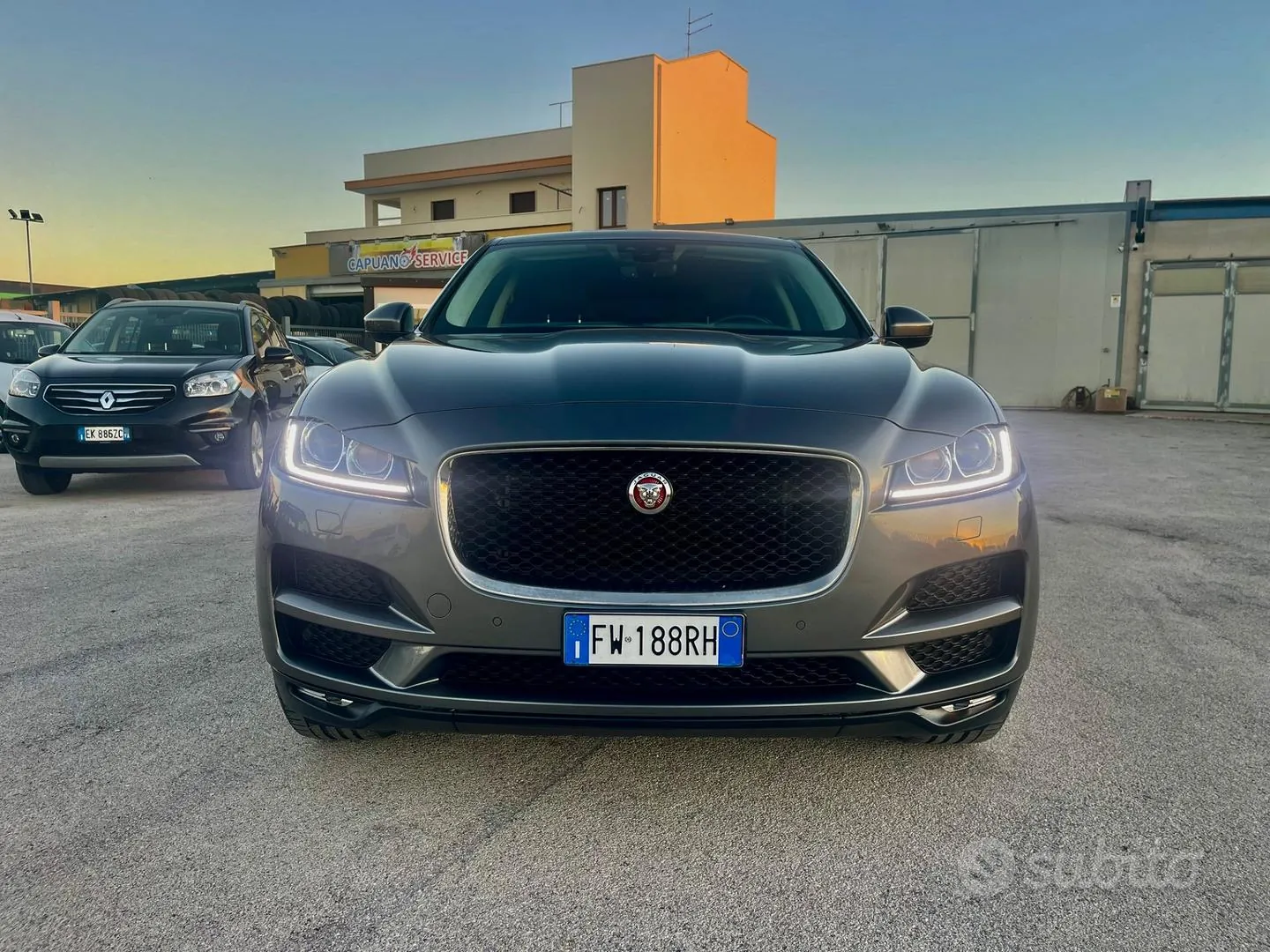 Jaguar F-Pace
