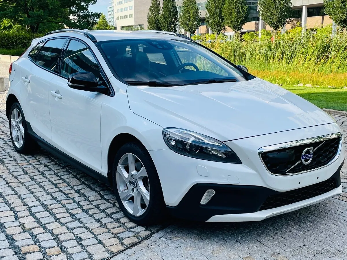 Volvo V40 2015 photo 4