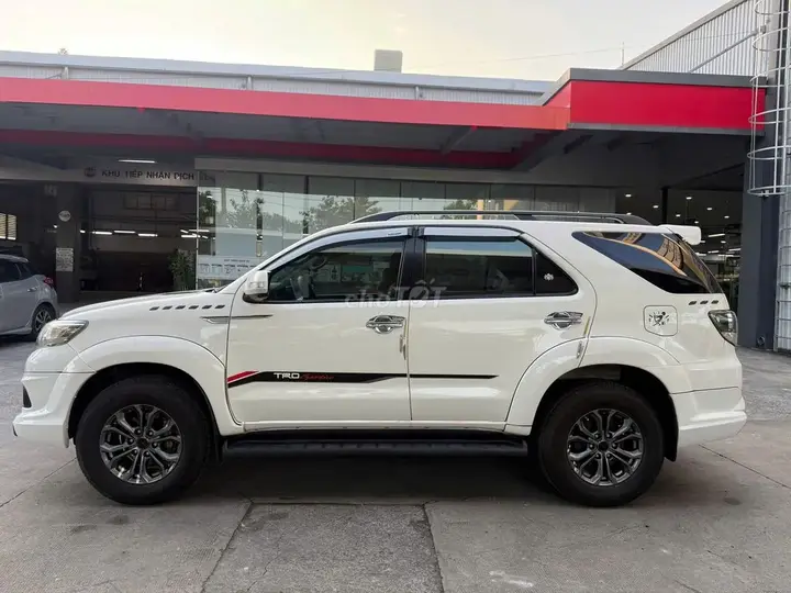 Toyota Fortuner 2016 photo 5