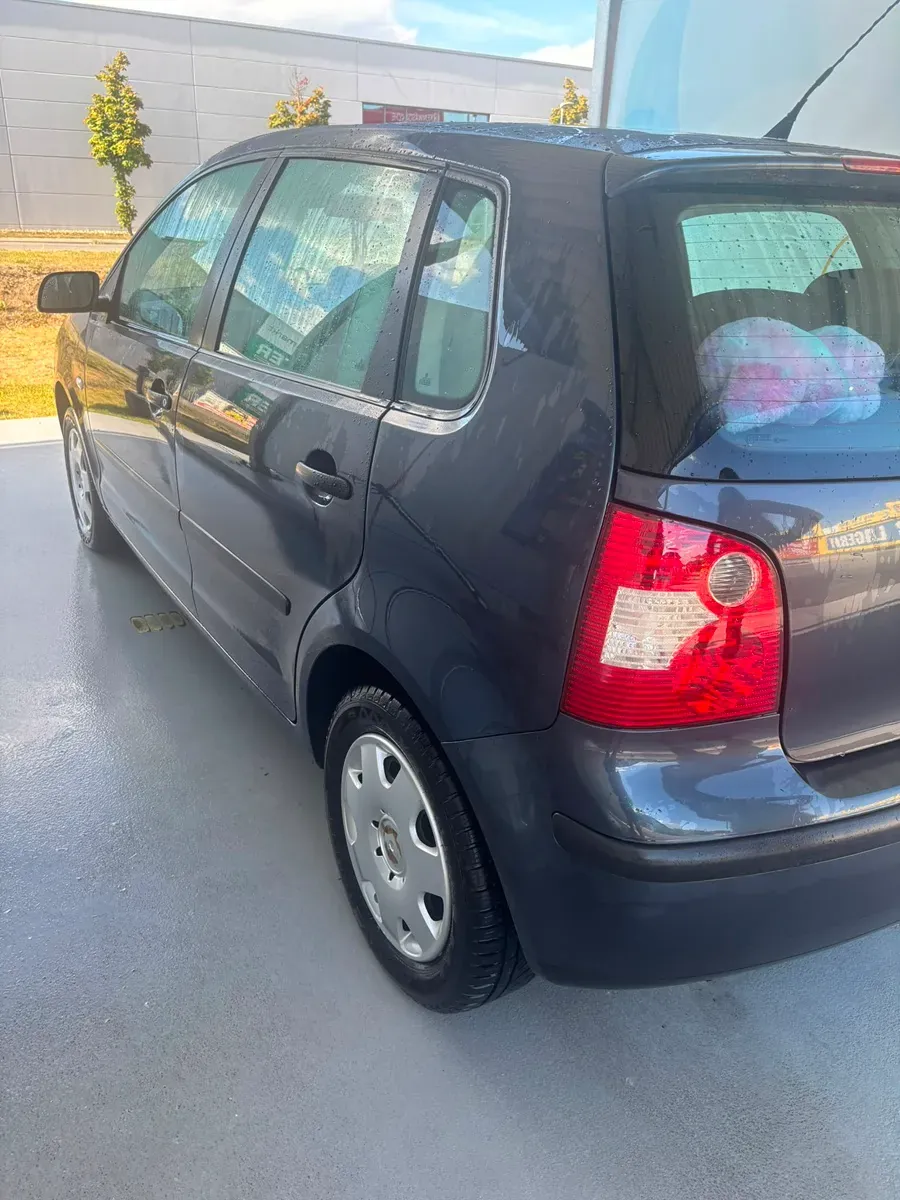Volkswagen Polo 2003 photo 3