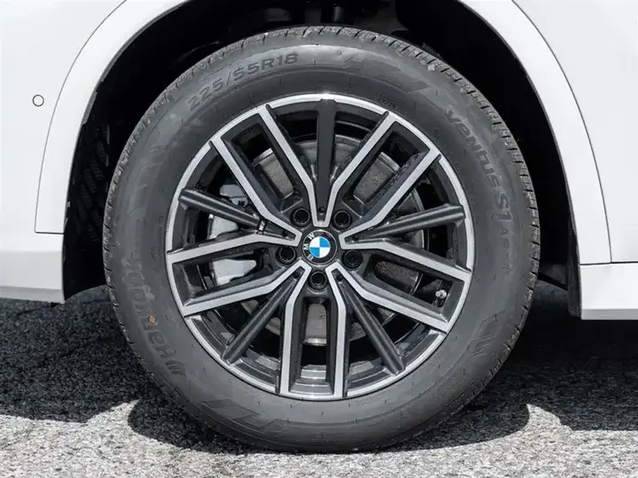 BMW X1 2027 photo 5