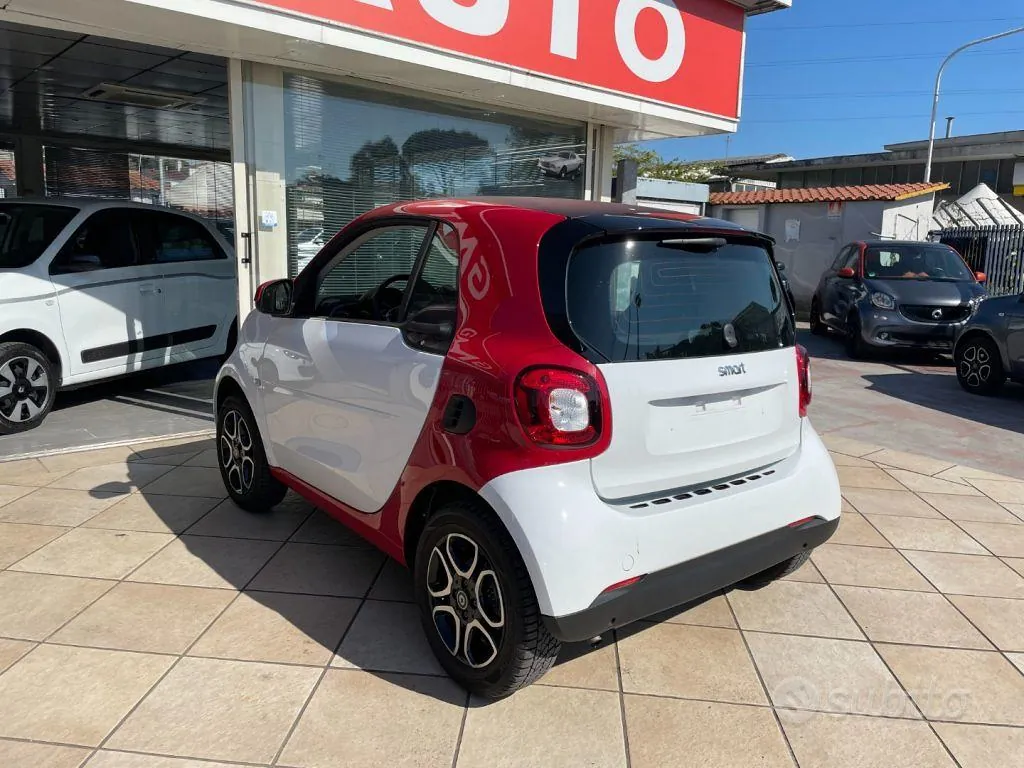 Smart Fortwo 2017 photo 3