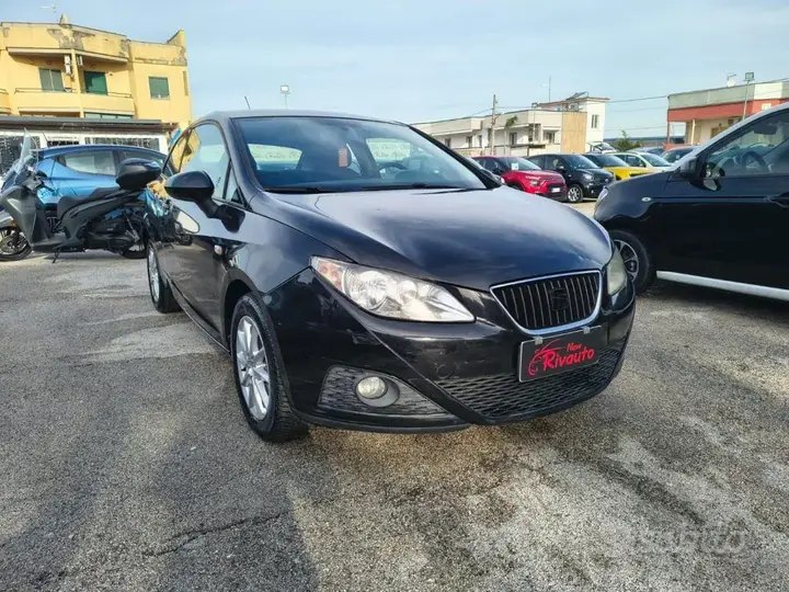 Seat Ibiza 2011 photo 2