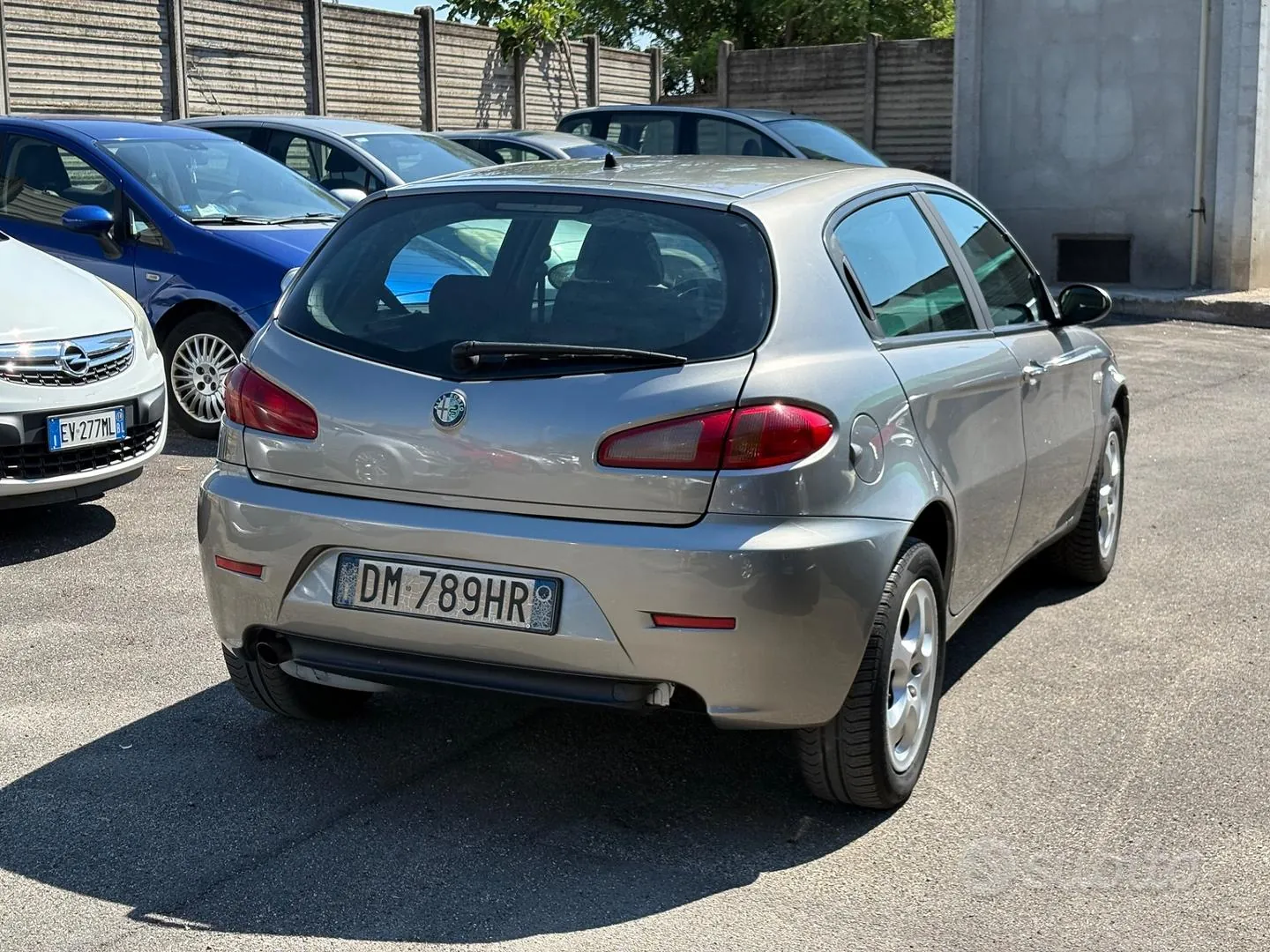 Alfa Romeo 147 2008 photo 5