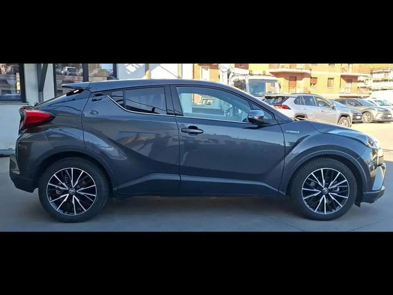 Toyota C-Hr 2018 photo 4