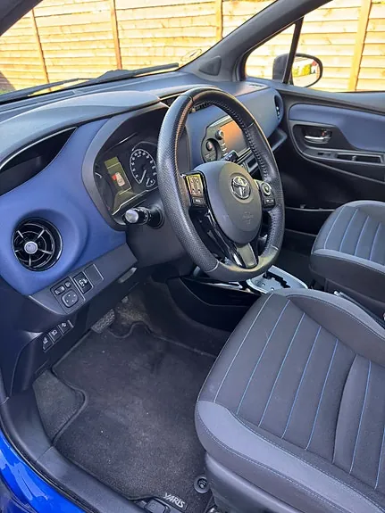 Toyota Yaris 2017 photo 5