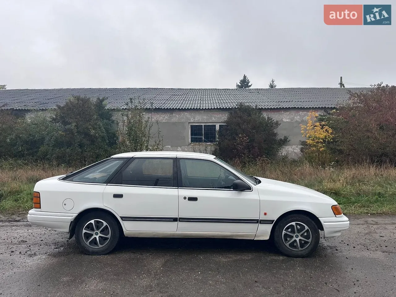 Ford Scorpio 1990 photo 4
