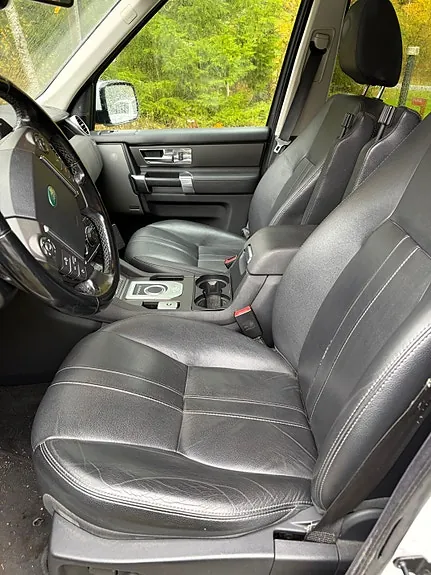 Land Rover Discovery 4 2013 photo 2