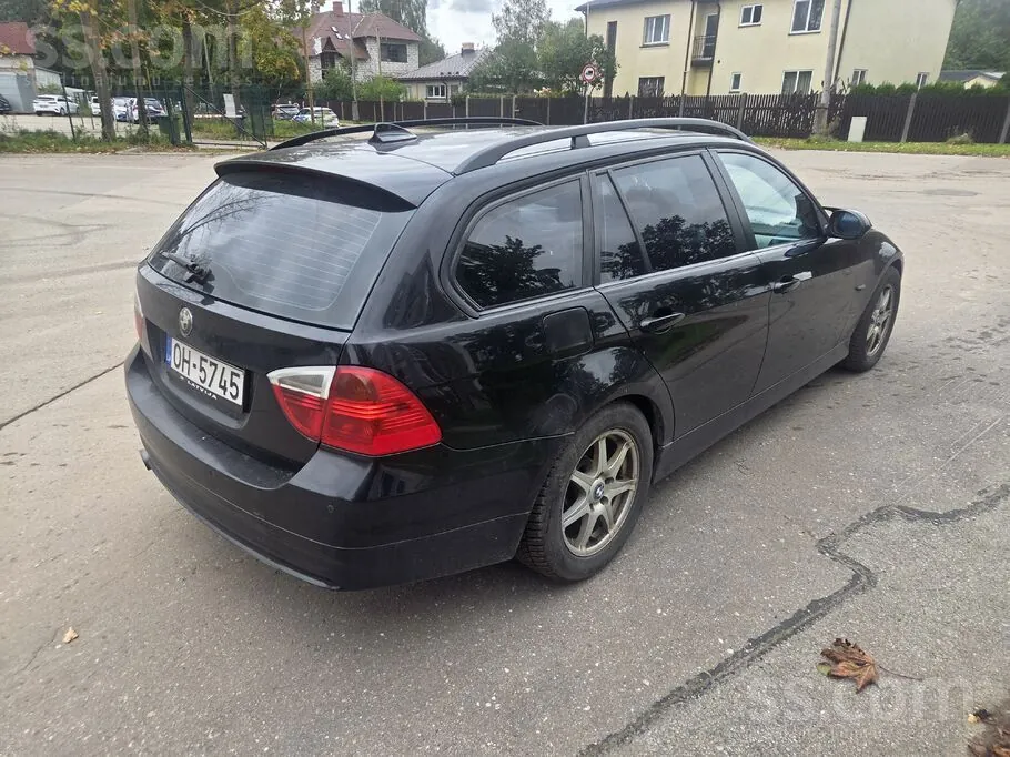 BMW 320 2007 photo 3