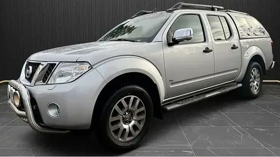 Nissan Navara 2015 photo 2