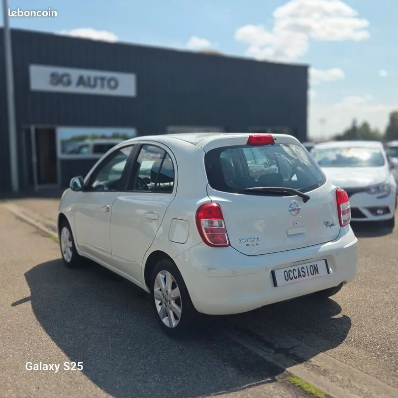 Nissan Micra 2012 photo 3