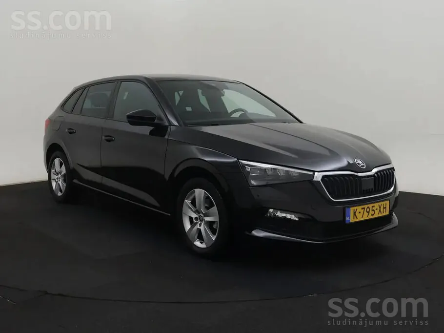 Skoda Scala 2021 photo 2