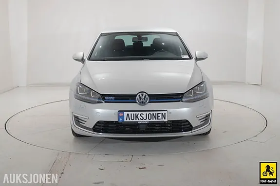 Volkswagen Golf 2016 photo 2