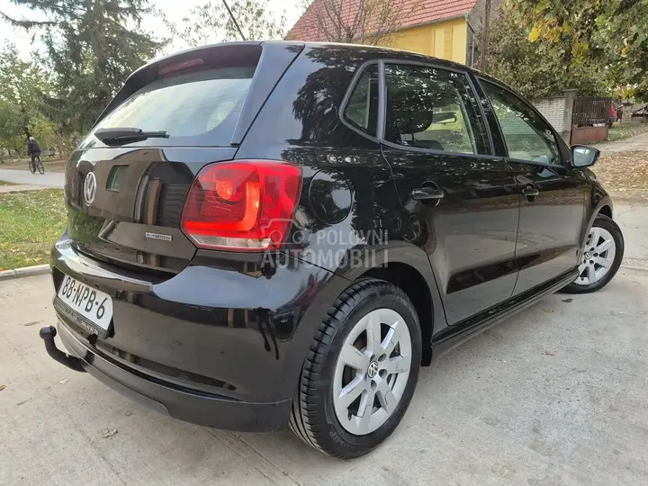 Volkswagen Polo 2010 photo 3