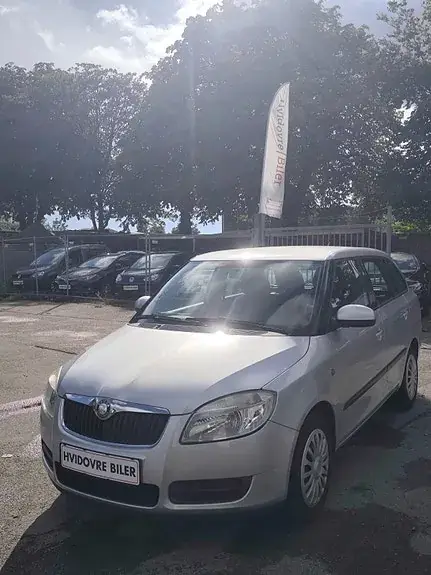 Skoda Fabia 2008 photo 5