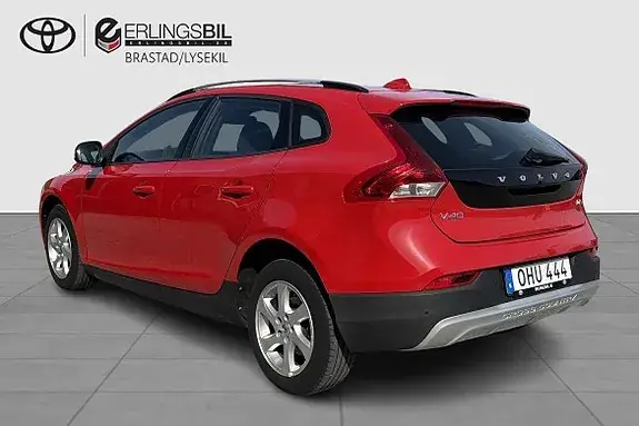 Volvo V40 Cross Country 2017 photo 2