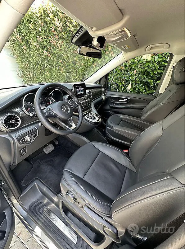 Mercedes-Benz V-Class 2021 photo 5