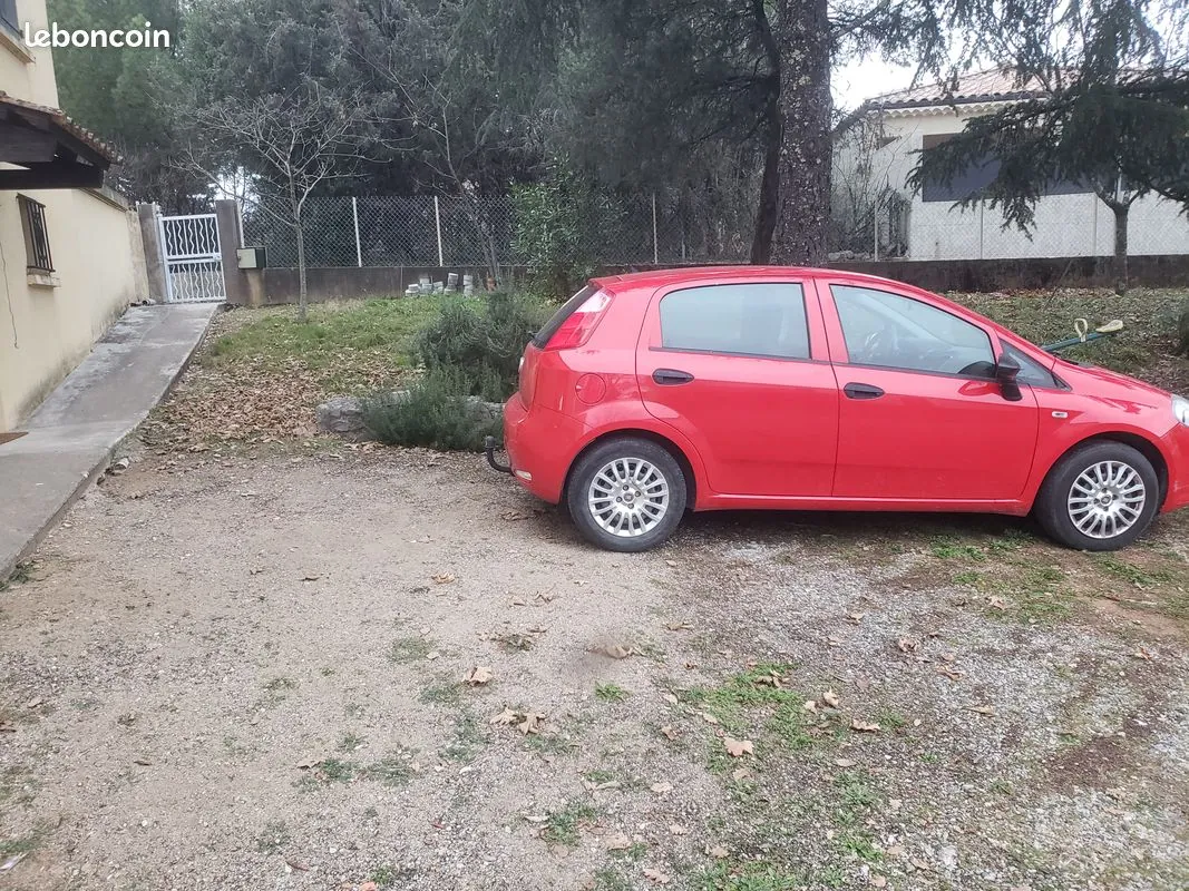 Fiat Punto 2018 photo 2