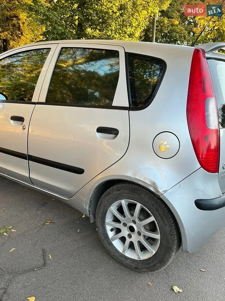 Mitsubishi Colt 2006 photo 4