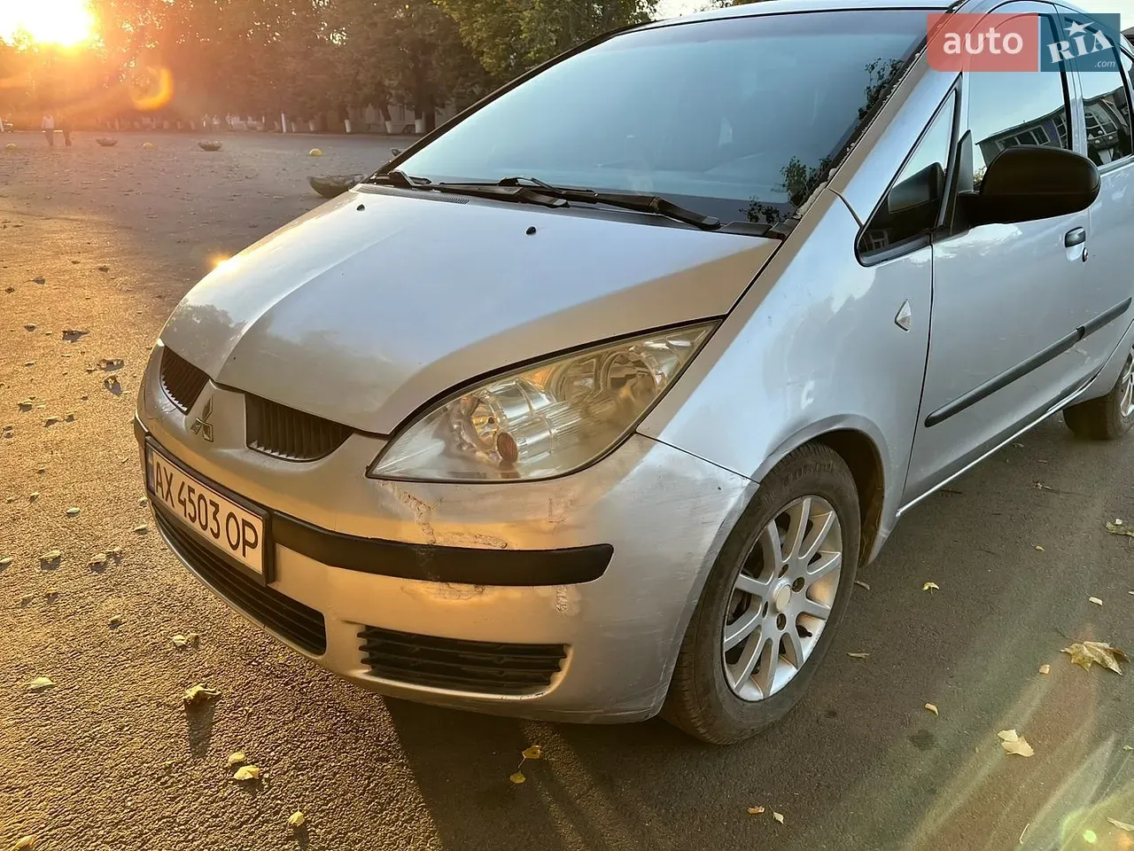 Mitsubishi Colt 2006 photo 2