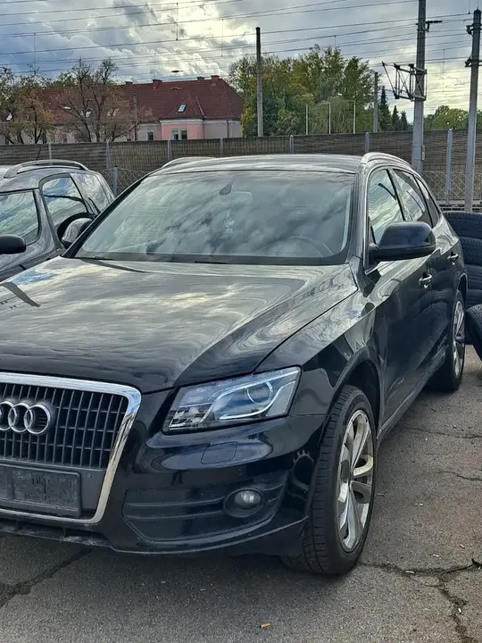 Audi Q5 2010 photo 2