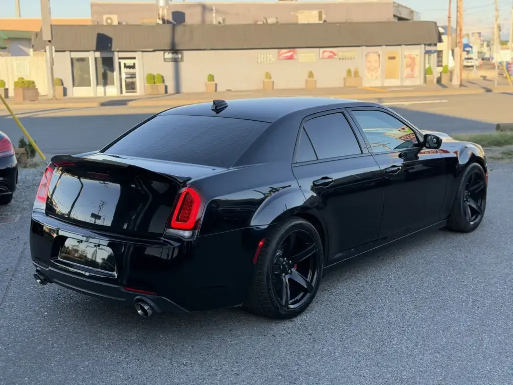 Chrysler 300 2018 photo 3