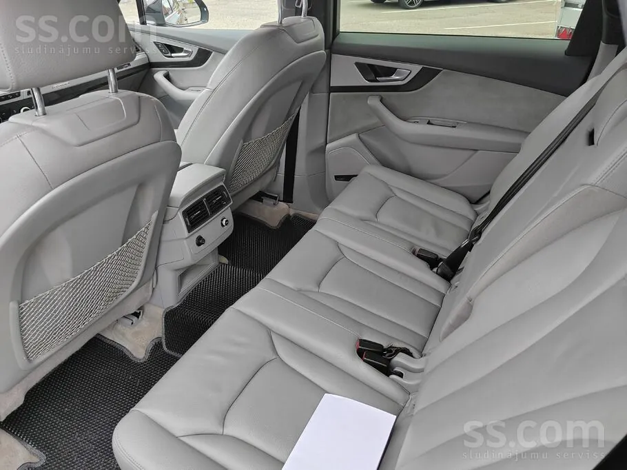 Audi Q7 2019 photo 5