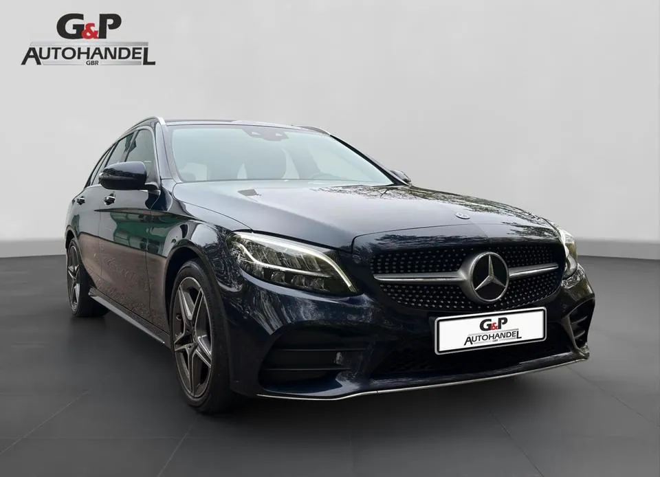 Mercedes-Benz C220D