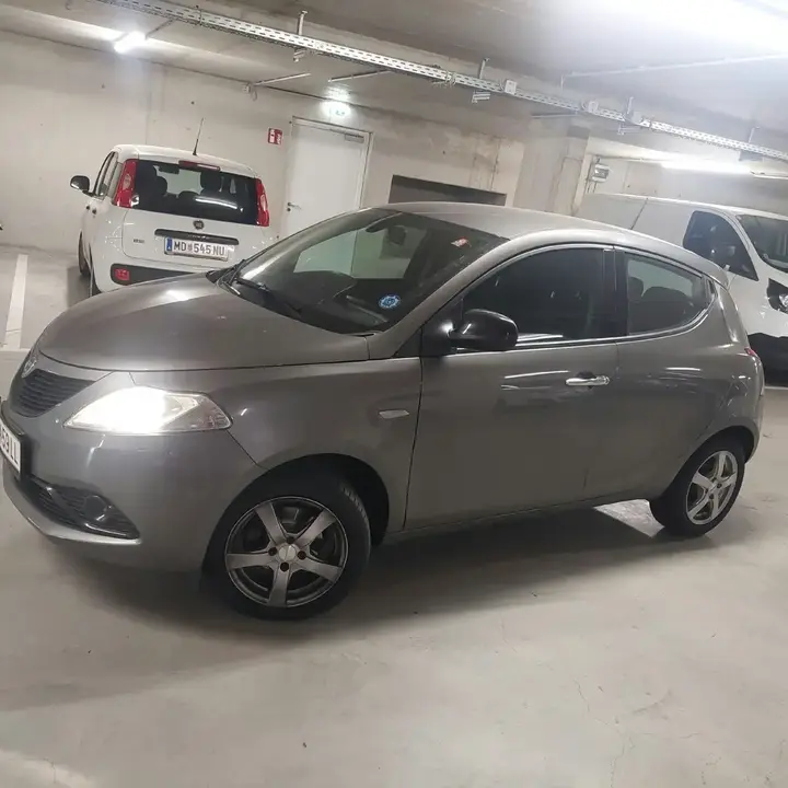 Lancia Ypsilon 2020 photo 2