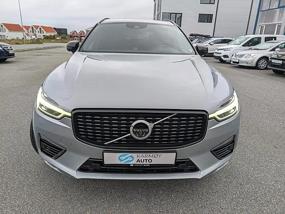 Volvo Xc60 2019 photo 2