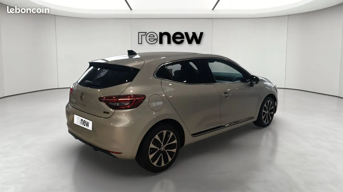 Renault Clio 2023 photo 5