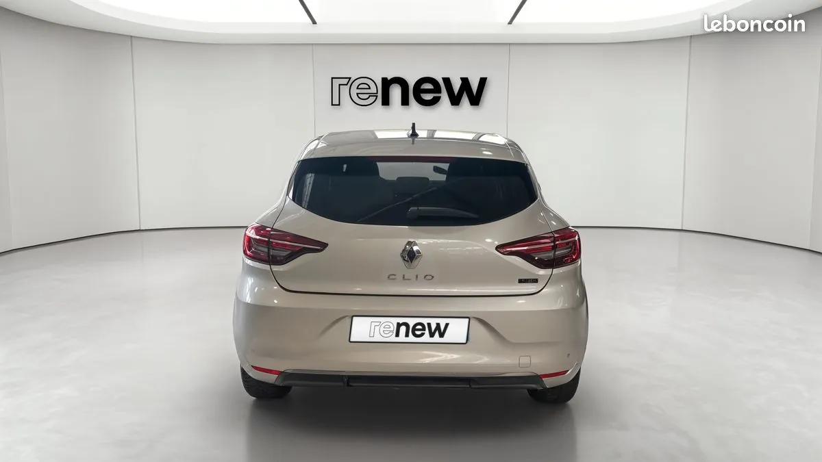 Renault Clio 2023 photo 4
