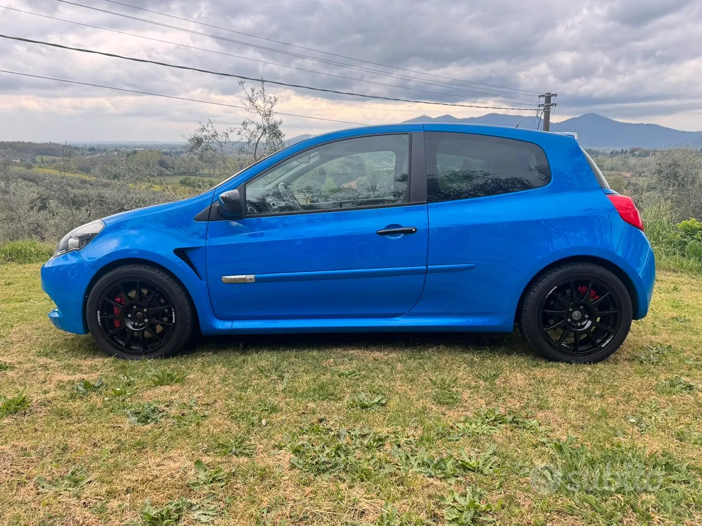 Renault Clio 2012 photo 2