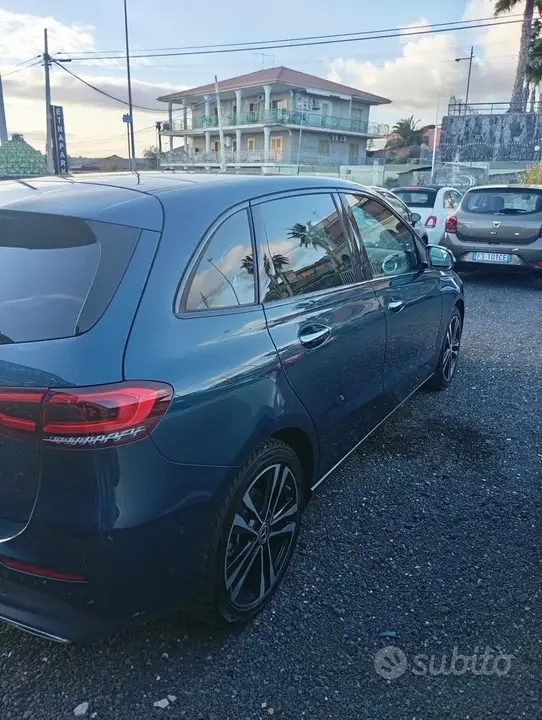 Mercedes-Benz B 180 2019 photo 5