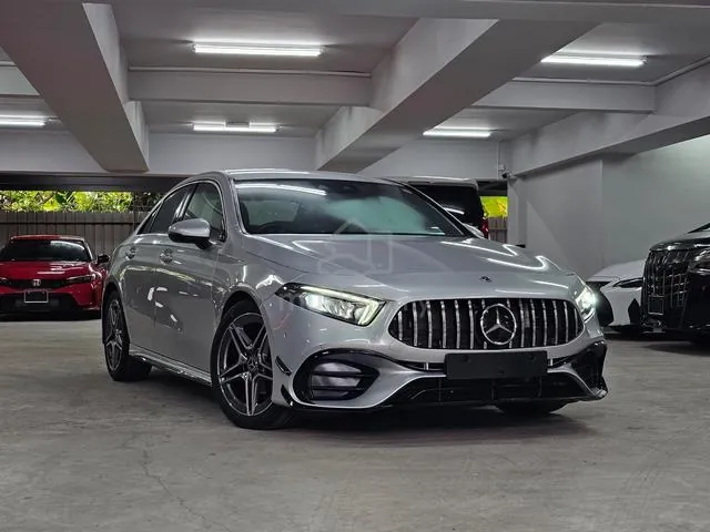 Mercedes-Benz A180