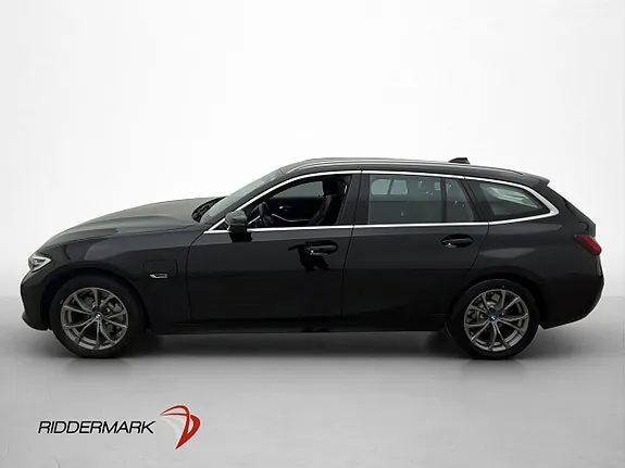BMW 330E 2022 photo 4