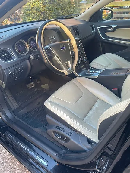 Volvo V60 2011 photo 4
